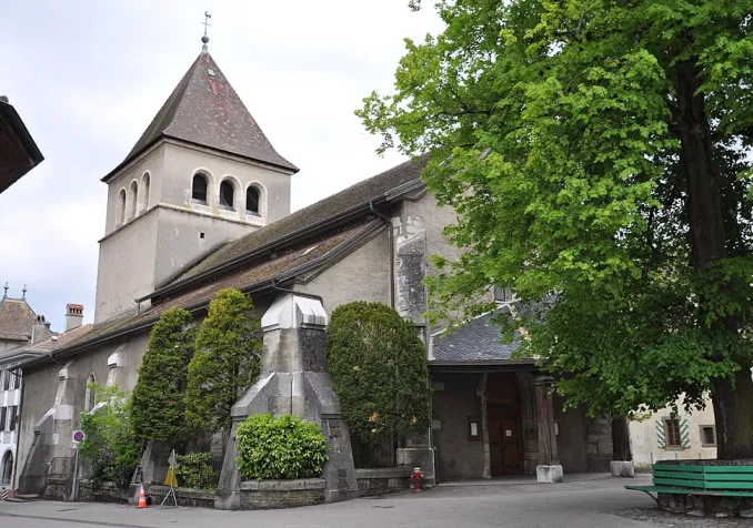 Temple de Nyon (©Laszlo Daroczy, CC BY-SA 2.0 Wikimedia Commons)